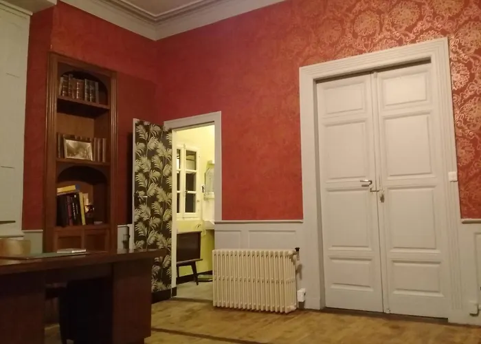 Bazar Du Nouveau Siecle 3*